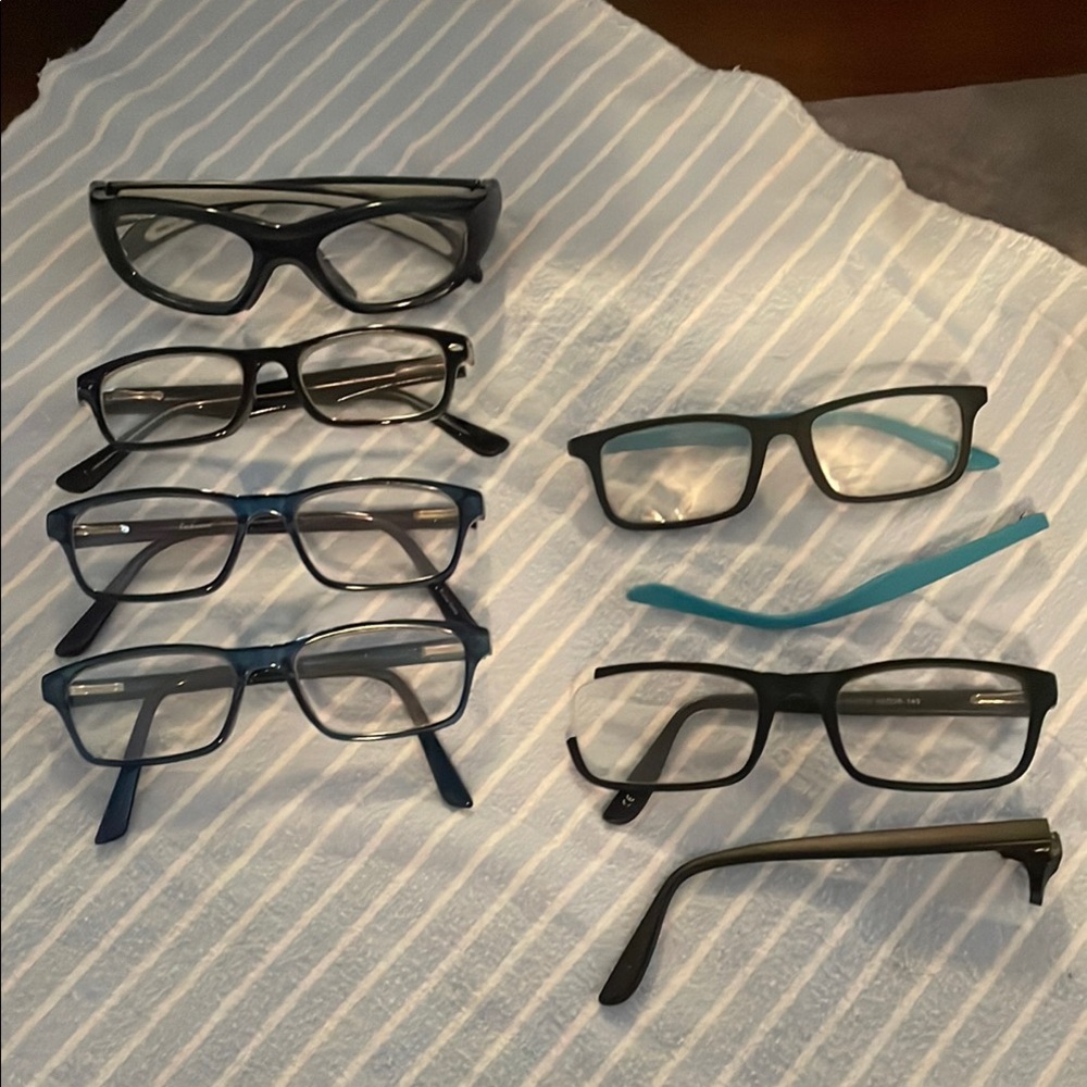 Kids eye glasses